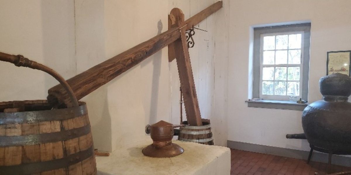 Impractical Distillers: Vol 1.9